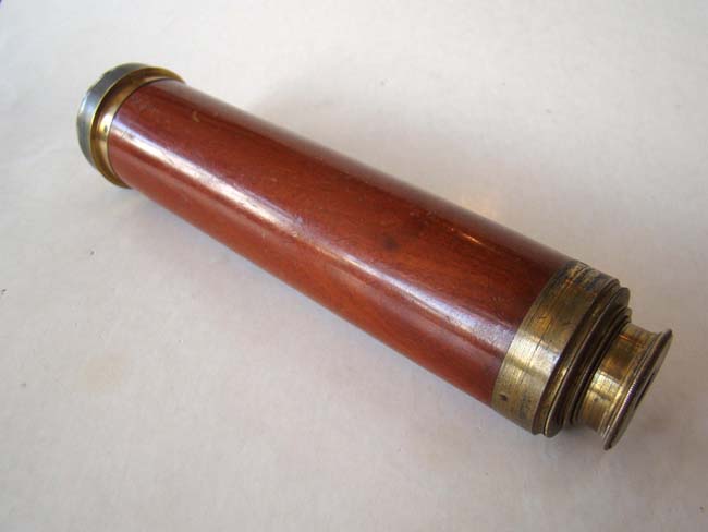 A Napoleonic period (circa 1810-1815) Royal Horse Artillery Officers' Three-draw Telescope by Gilbert & Sons, London, owned by Lt.   Fuller — image 3